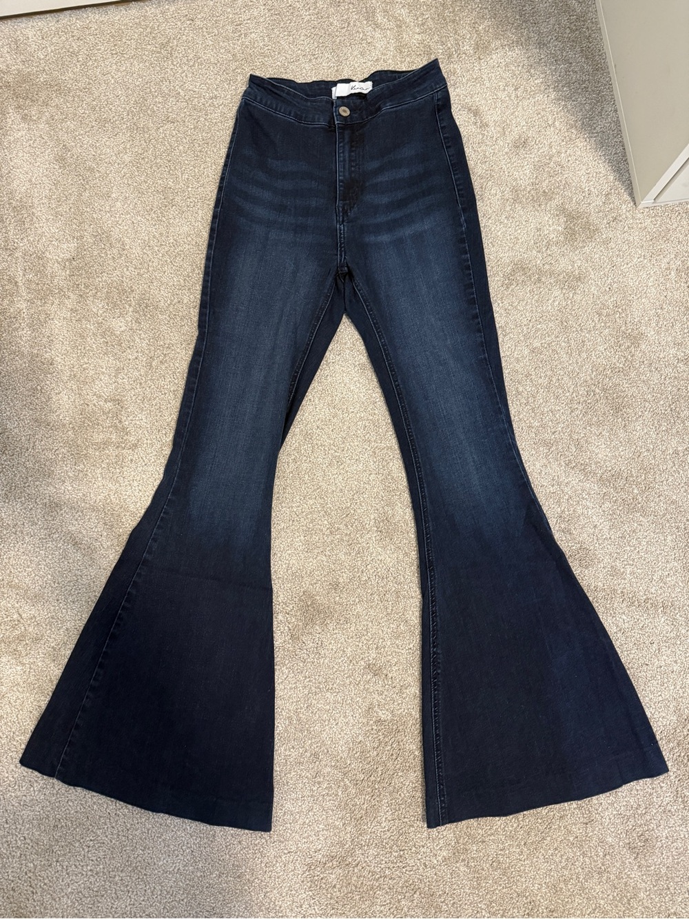 Kancan High-Rise Dark Blue Flare Jeans - Women Size 3/25